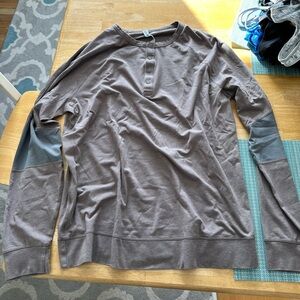 Lululemon men’s long sleeve Henley shirt XL